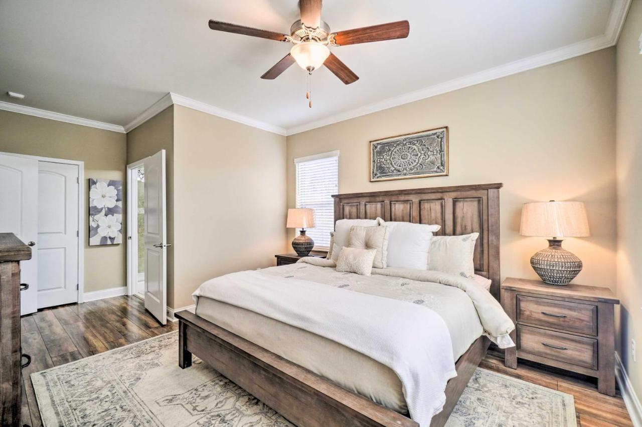 Chic Townsend Condo With Saltwater Pool! Exterior photo