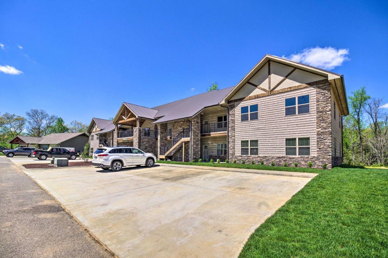 Chic Townsend Condo With Saltwater Pool! Exterior photo